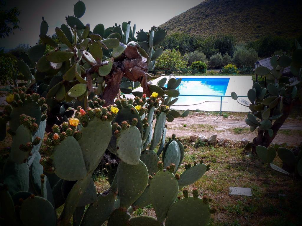 Villa Agriturismo Timpa Del Sole Noto Exterior foto